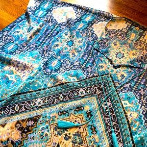 Aqua scarf caftan blouse w/gold threading - Sz S
